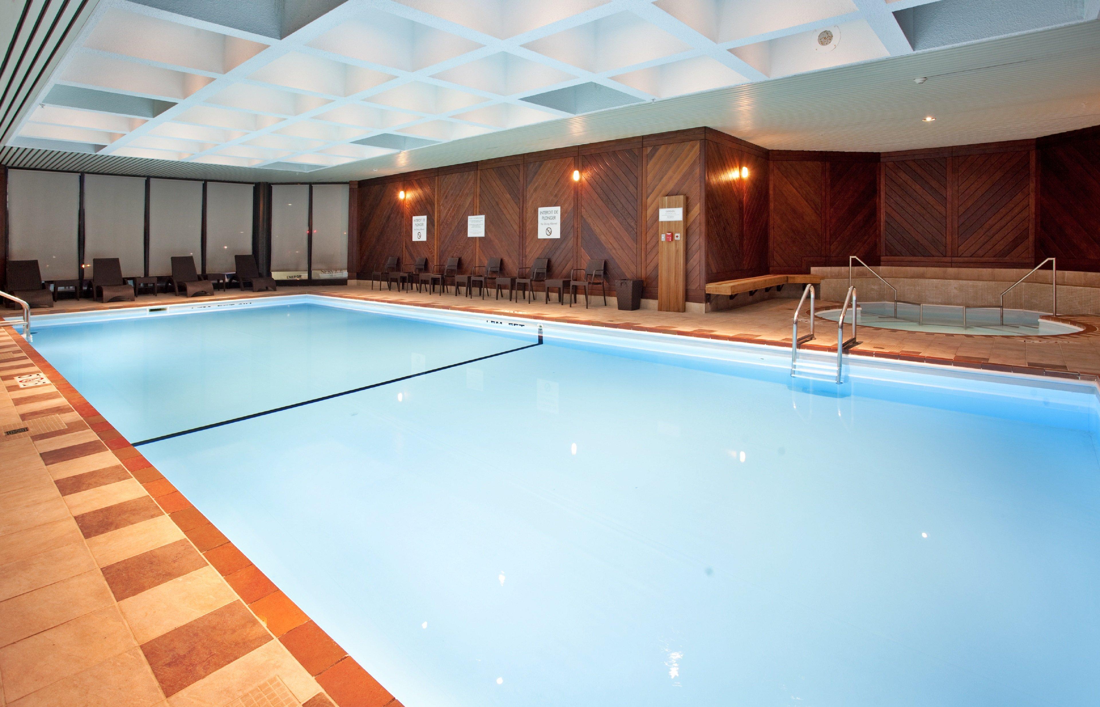 Hotel Chateauneuf Gatineau-Ottawa กาติโน ภายนอก รูปภาพ